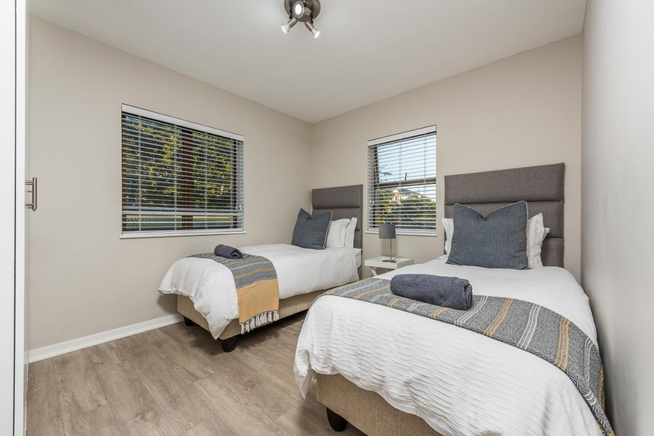 Beacon Wharf , George Hay 5 Seafront Accommodation モーセル・ベイ エクステリア 写真
