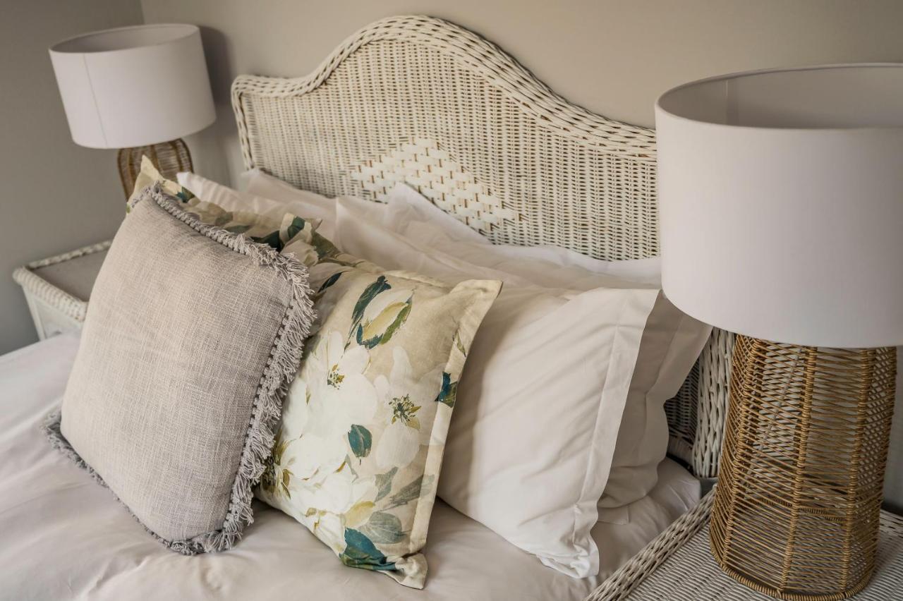 Beacon Wharf , George Hay 5 Seafront Accommodation モーセル・ベイ エクステリア 写真